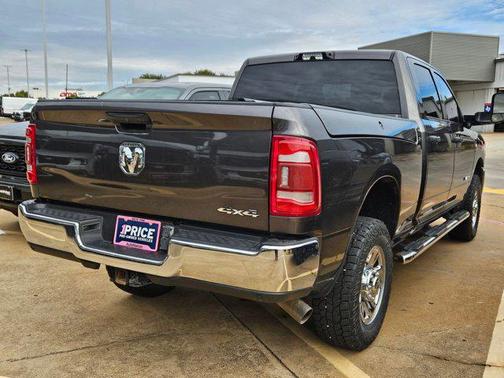 2022 RAM 2500 Tradesman Crew Cab 4x4 6'4' Box