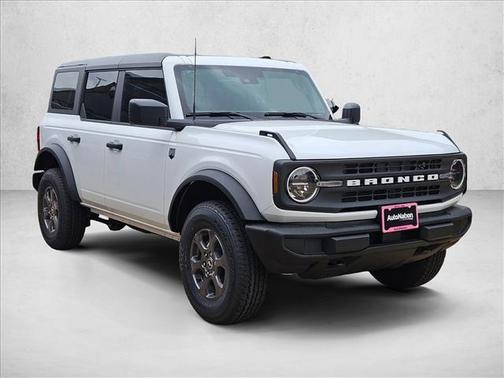 Oxford White 2026 Ford Bronco Big Bend