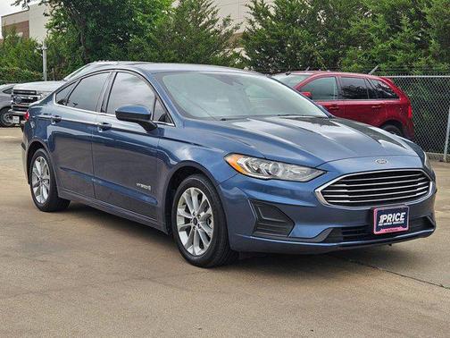 Blue Metallic 2019 Ford Fusion Hybrid SE
