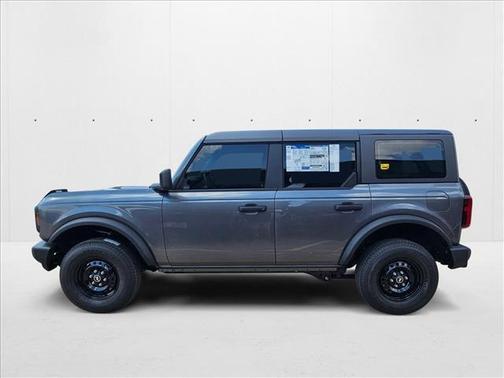 2025 Ford Bronco Base 4 Door 4x4