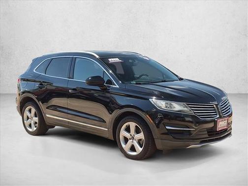Black Velvet 2017 Lincoln MKC Premiere