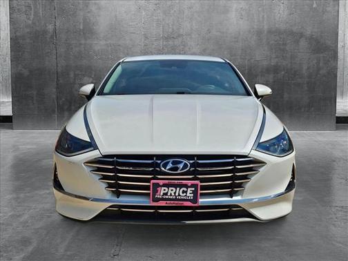 2022 Hyundai SONATA SE