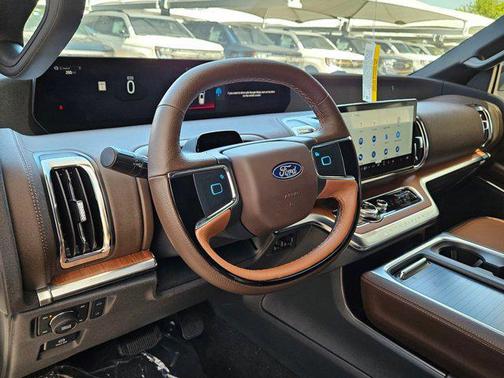 2025 Ford Expedition Max King Ranch