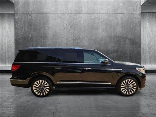 2019 Lincoln Navigator L Reserve