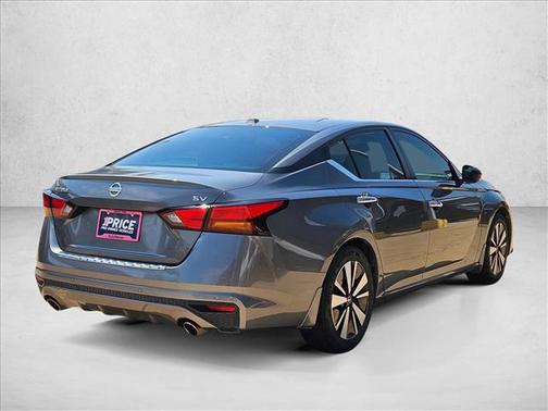 Gun Metallic 2021 Nissan Altima 2.5 SV