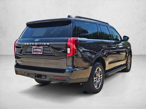 Dark Matter Gray Metallic 2026 Ford Expedition Active