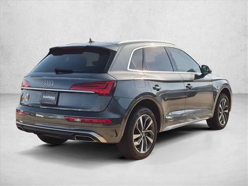 Daytona Gray Pearl Effect 2023 Audi Q5 45 S line Premium