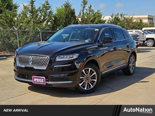 Infinite Black Metallic Clearcoat 2022 Lincoln Nautilus Standard