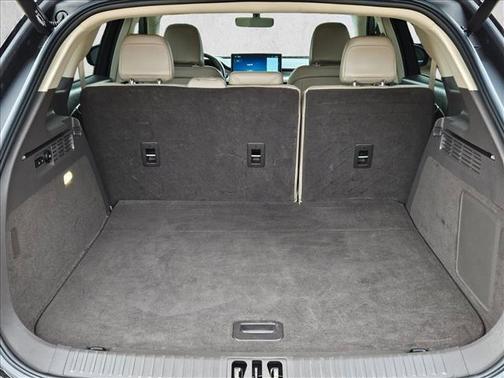 Infinite Black Metallic Clearcoat 2022 Lincoln Nautilus Standard