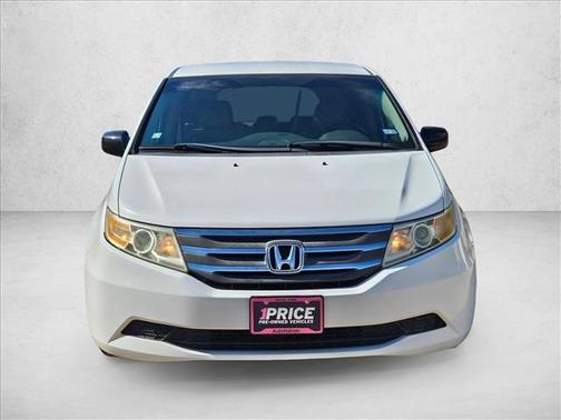 White 2012 Honda Odyssey EX