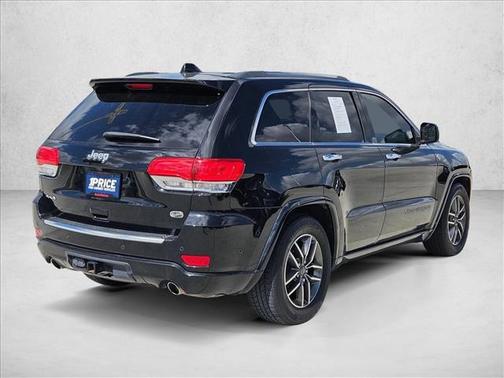 Diamond Black Crystal Pearlcoat 2020 Jeep Grand Cherokee Overland