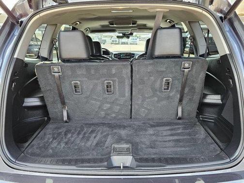 2021 Honda Pilot Touring 8-Passenger