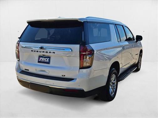 2022 Chevrolet Suburban LT