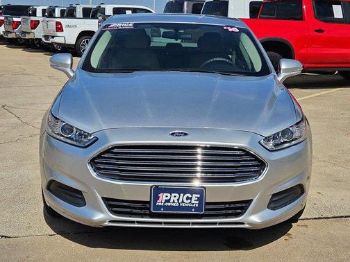 Ingot Silver 2016 Ford Fusion SE