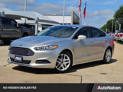 Ingot Silver 2016 Ford Fusion SE