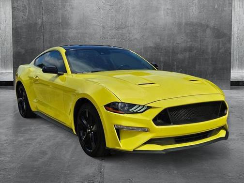 2021 Ford Mustang EcoBoost