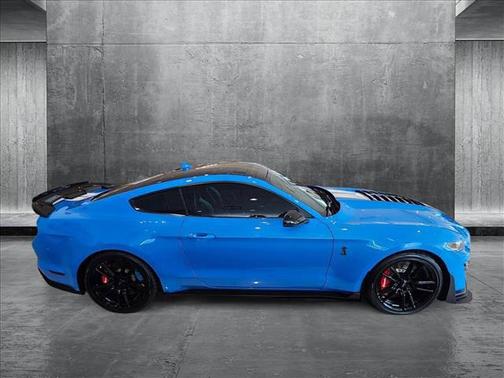 2022 Ford Shelby GT500 Base