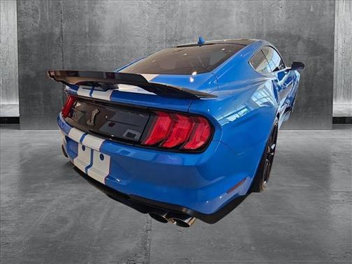 2022 Ford Shelby GT500 Base
