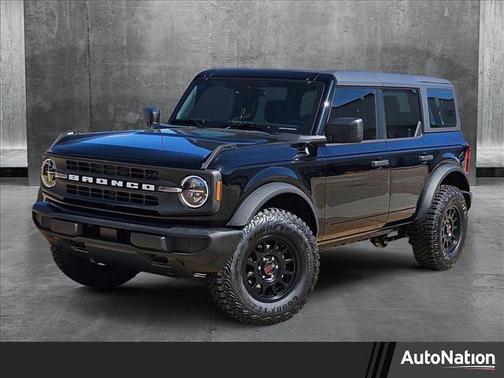2025 Ford Bronco Base 4 Door 4x4