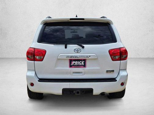 Super White 2015 Toyota Sequoia SR5