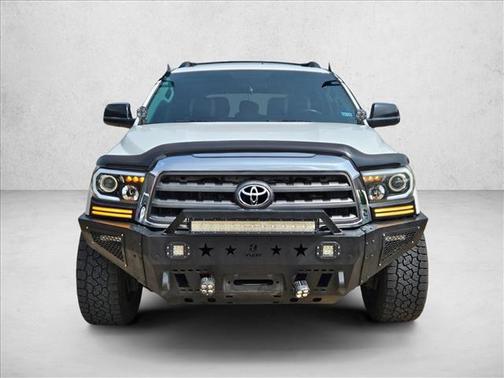 Super White 2015 Toyota Sequoia SR5