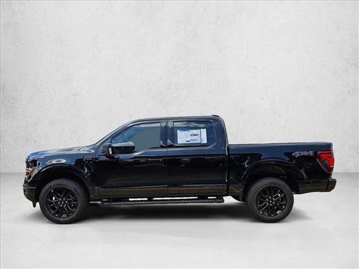 Agate Black Metallic 2026 Ford F-150 XLT