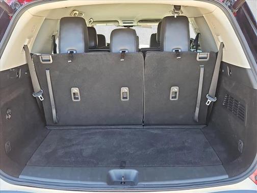 2023 Nissan Pathfinder SL FWD