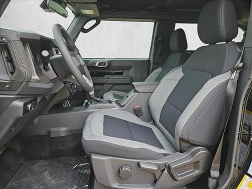 Shadow Black 2026 Ford Bronco Base 2 Door 4x4