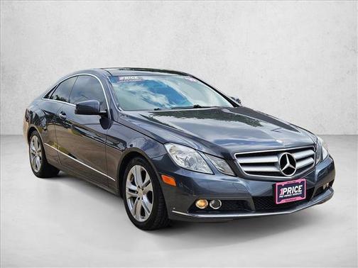 Obsidian Black Met 2010 Mercedes-Benz E-Class E 350