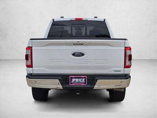 Oxford White 2022 Ford F-150 Lariat