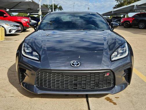 2025 Toyota GR86 Premium