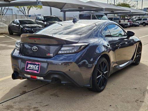 2025 Toyota GR86 Premium