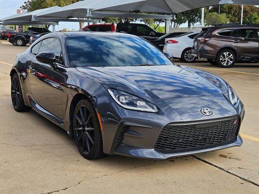 2025 Toyota GR86 Premium