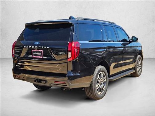 Agate Black Metallic 2026 Ford Expedition Active