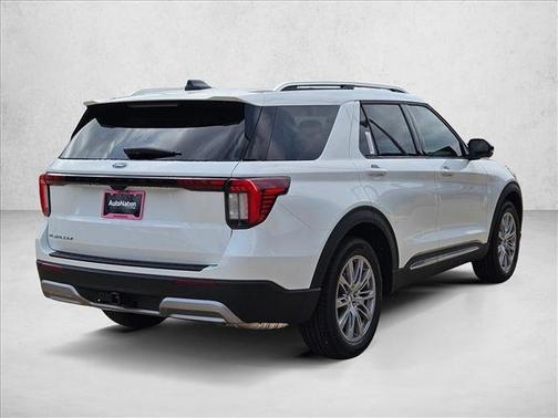 Star White Metallic Tri-Coat 2026 Ford Explorer Platinum