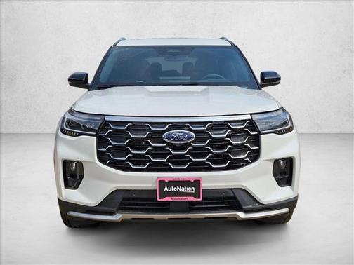 Star White Metallic Tri-Coat 2026 Ford Explorer Platinum