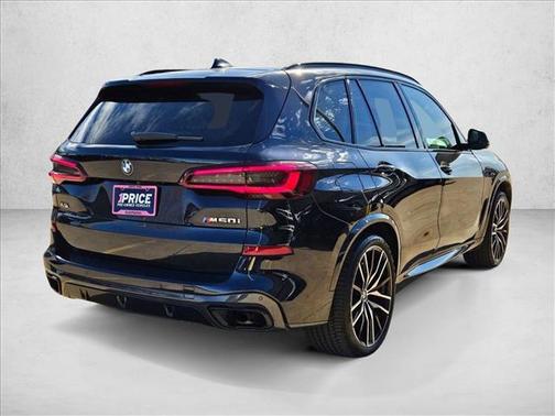 2022 BMW X5 M50i
