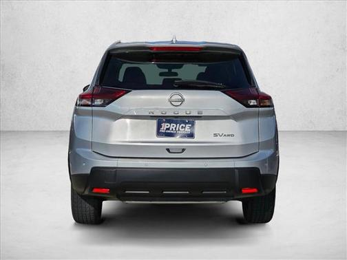 Brilliant Silver Metallic 2024 Nissan Rogue SV