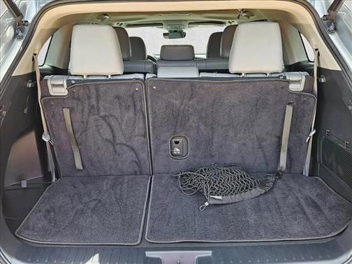 Celestial Silver Metallic 2023 Toyota Highlander Hybrid XLE