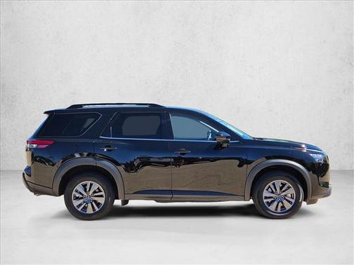 Super Black 2025 Nissan Pathfinder SV 4WD