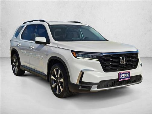 Platinum White Pea 2023 Honda Pilot Touring 8-Passenger