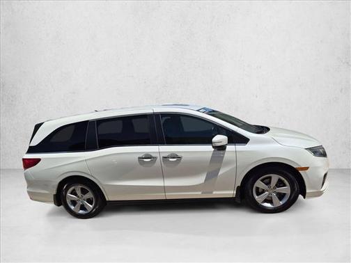 White Diamond Pear 2019 Honda Odyssey EX-L
