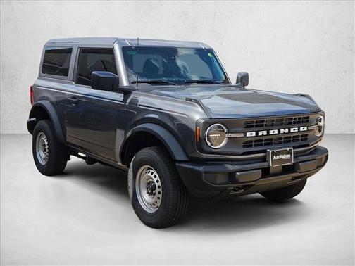 Carbonized Gray Metallic 2026 Ford Bronco Base 2 Door 4x4