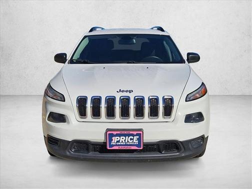 2016 Jeep Cherokee Sport