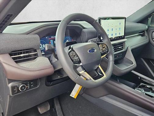 Space White Metallic 2026 Ford Explorer Platinum