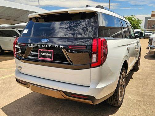 2025 Ford Expedition King Ranch