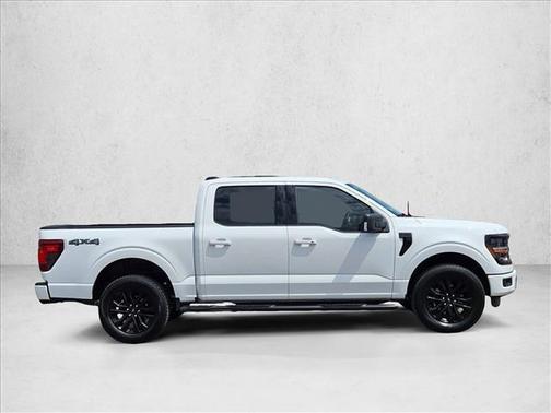 Oxford White 2024 Ford F-150 XLT