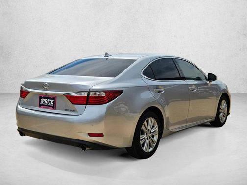 Silver Lining Metallic 2014 Lexus ES 350 Base