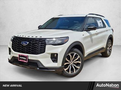 Star White Metallic Tri-Coat 2026 Ford Explorer ST-Line