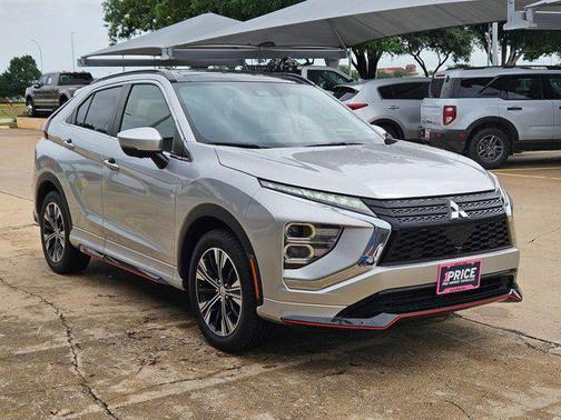 Silver/Gray 2022 Mitsubishi Eclipse Cross SE